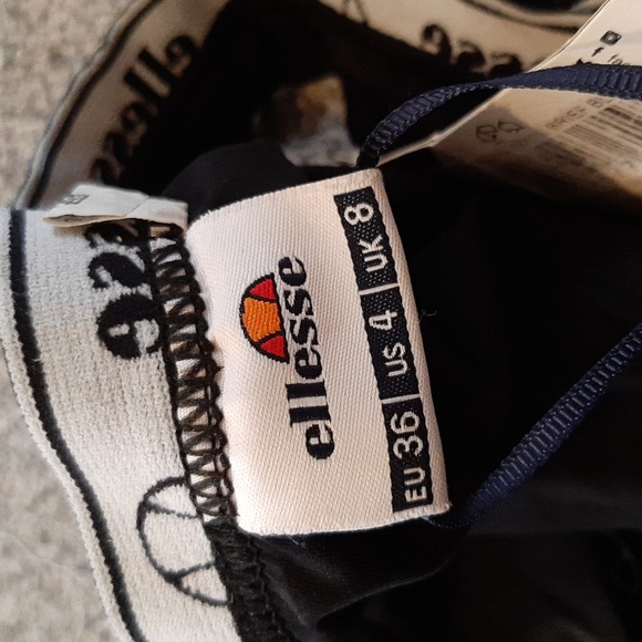 Black and white Ellesse bikini - Picture 5 of 6